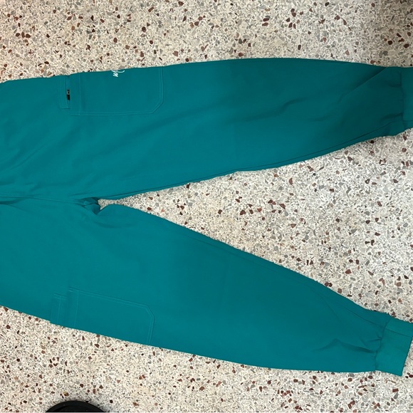 Millennials in medicine Mims  scrub set medium teal - Picture 11 of 16